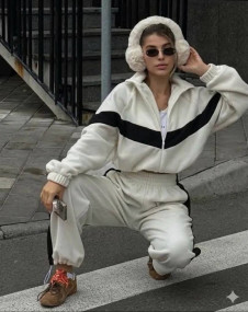 Дамски спортен плюшен сет ELP9446 white