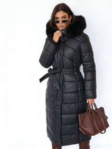 Дамско дълго яке с пухкава качулка K00503